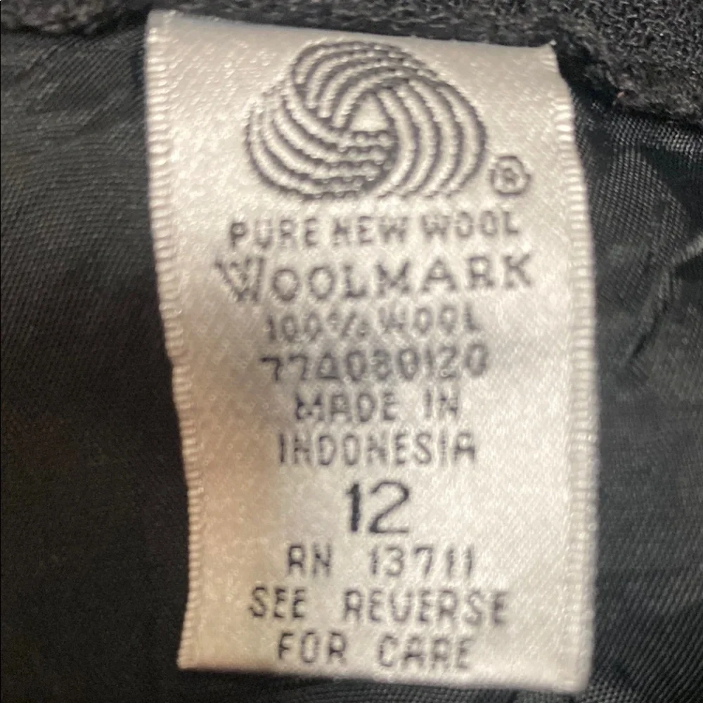Vintage Amanda Smith Size 12 Black Pinstripe Pure Wool Trousers